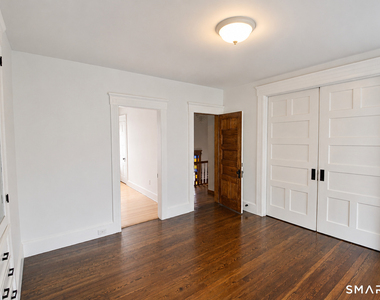 762 Howe Avenue - Photo Thumbnail 4