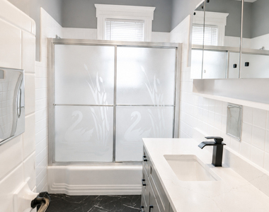 762 Howe Avenue - Photo Thumbnail 11