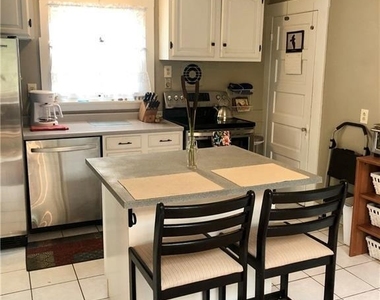 87 East Street - Photo Thumbnail 16