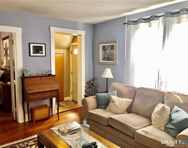 87 East Street - Photo Thumbnail 2