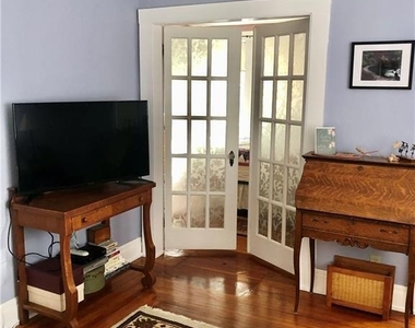 87 East Street - Photo Thumbnail 5