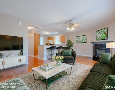 47 Tunxis Street - Photo Thumbnail 11