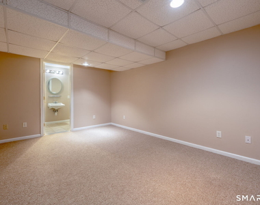 47 Tunxis Street - Photo Thumbnail 24