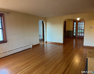 989 Farms Road - Photo Thumbnail 4