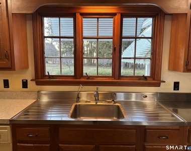 989 Farms Road - Photo Thumbnail 8