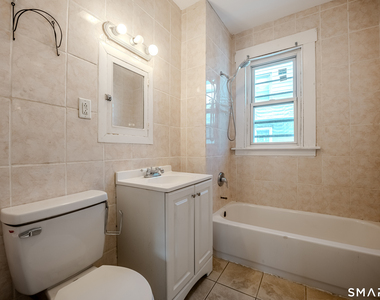 422 Allen Street - Photo Thumbnail 2