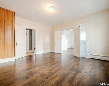 422 Allen Street - Photo Thumbnail 9