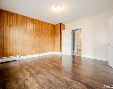 422 Allen Street - Photo Thumbnail 8