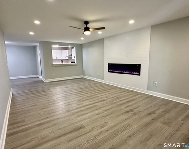 267 Melba Street - Photo Thumbnail 2