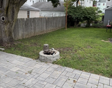 195 Alpine Street - Photo Thumbnail 9