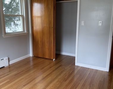 195 Alpine Street - Photo Thumbnail 2
