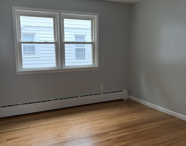 195 Alpine Street - Photo Thumbnail 4