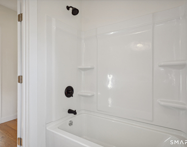 21 Soundview Avenue - Photo Thumbnail 23