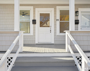 21 Soundview Avenue - Photo Thumbnail 2