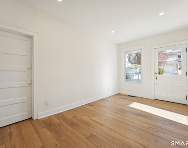 21 Soundview Avenue - Photo Thumbnail 14