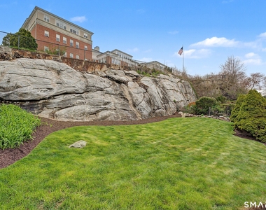 19 Pearl Street - Photo Thumbnail 8