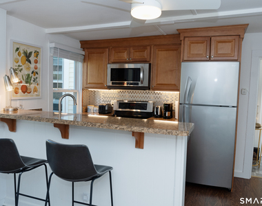 19 Pearl Street - Photo Thumbnail 13