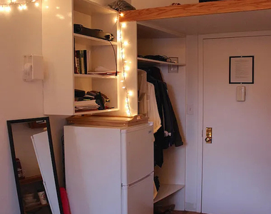 14 St Marks Place - Photo Thumbnail 1