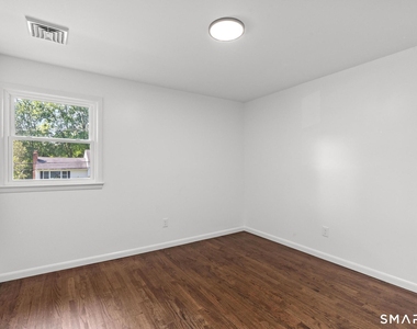 36 Fuller Drive - Photo Thumbnail 17