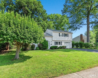 36 Fuller Drive - Photo Thumbnail 2