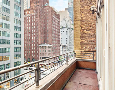 143 East 57th Street - Photo Thumbnail 7