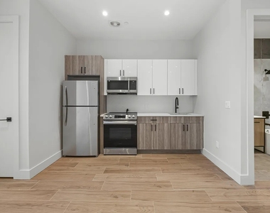 1120 Rogers Avenue - Photo Thumbnail 2