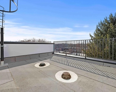 1120 Rogers Avenue - Photo Thumbnail 8