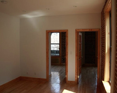 324 East 52nd Street - Photo Thumbnail 6