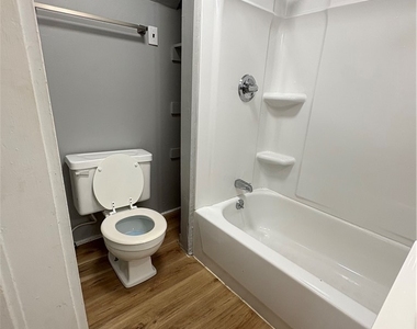 1079 3rd Ave - Photo Thumbnail 9