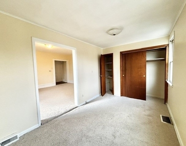 512 Sewickley Ave - Photo Thumbnail 7
