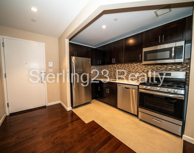 621 East 21st Street - Photo Thumbnail 6