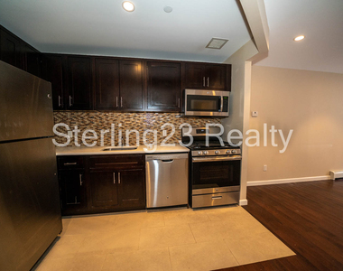 621 East 21st Street - Photo Thumbnail 1