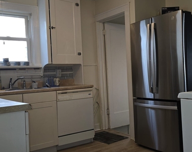 606 Exchange St - Photo Thumbnail 8