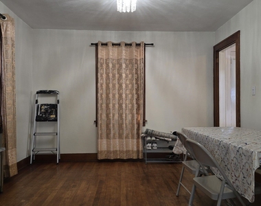 606 Exchange St - Photo Thumbnail 11