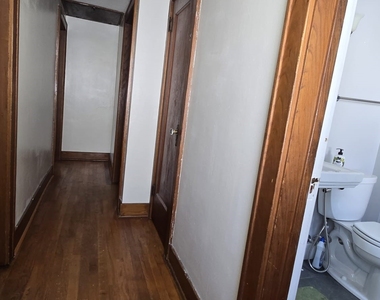 606 Exchange St - Photo Thumbnail 5