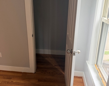 72 Saint Charles Street - Photo Thumbnail 35