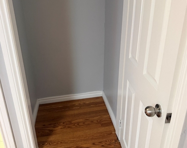 72 Saint Charles Street - Photo Thumbnail 39