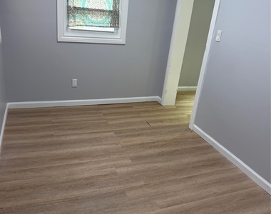 72 Saint Charles Street - Photo Thumbnail 27