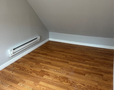 72 Saint Charles Street - Photo Thumbnail 41