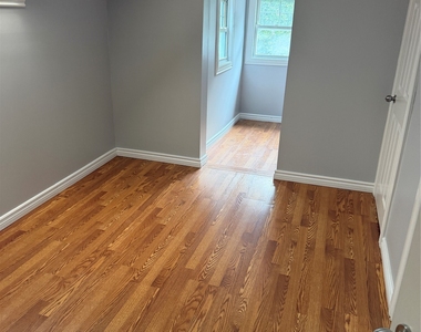 72 Saint Charles Street - Photo Thumbnail 37
