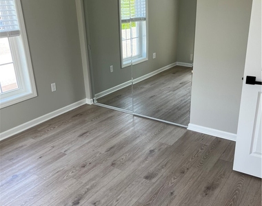 1651 Empire Boulevard - Photo Thumbnail 7