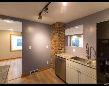 19 Hobmoor Avenue - Photo Thumbnail 6