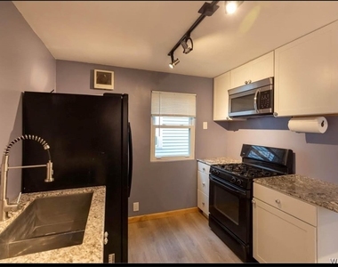 19 Hobmoor Avenue - Photo Thumbnail 5