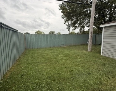 440 University Avenue [lower Unit] - Photo Thumbnail 23