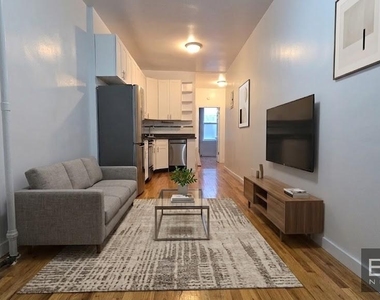 East 7th Street - Photo Thumbnail 1
