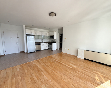 112 4th Avenue - Photo Thumbnail 2
