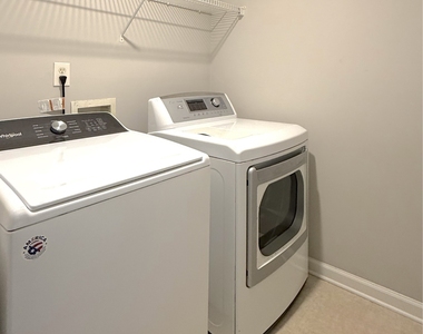3845 Grovemont Place - Photo Thumbnail 19