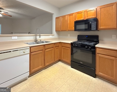3845 Grovemont Place - Photo Thumbnail 9