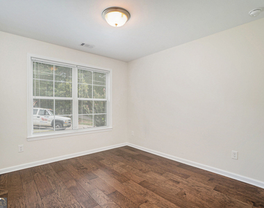 4940 Scott Road - Photo Thumbnail 10