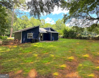813 Post Oak Circle - Photo Thumbnail 18